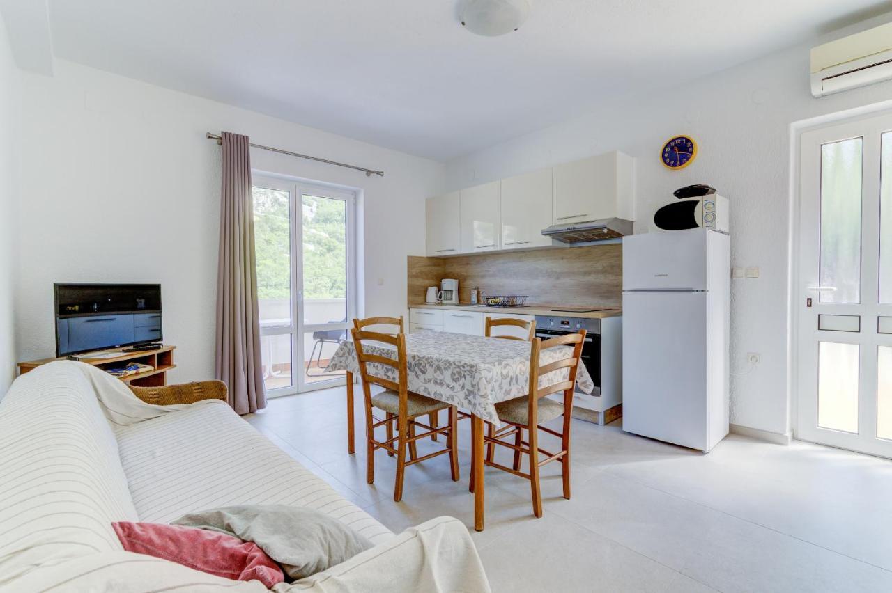 Dora Apartment Сен Екстериор снимка