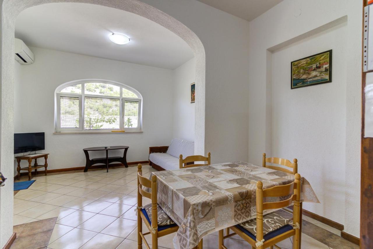 Dora Apartment Сен Екстериор снимка