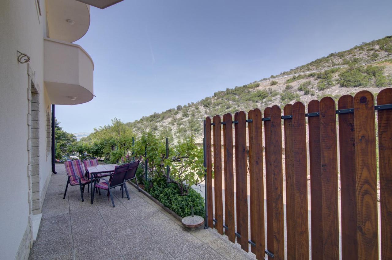 Dora Apartment Сен Екстериор снимка